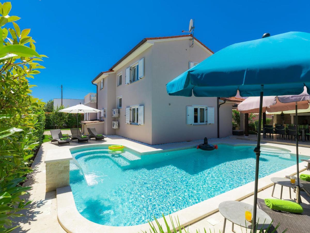 Holiday Home Villa Valentina By Interhome Loborika Luaran gambar