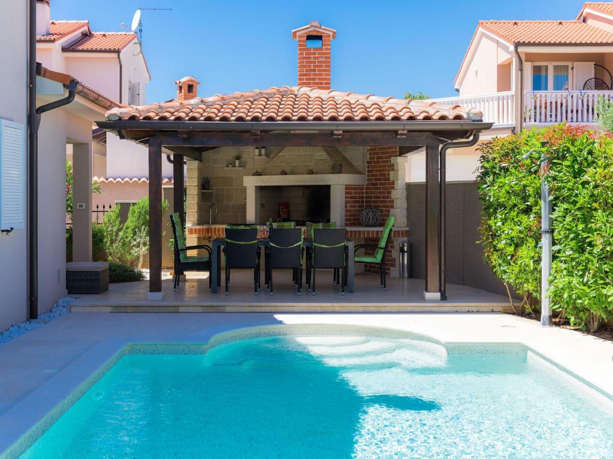 Holiday Home Villa Valentina By Interhome Loborika Luaran gambar